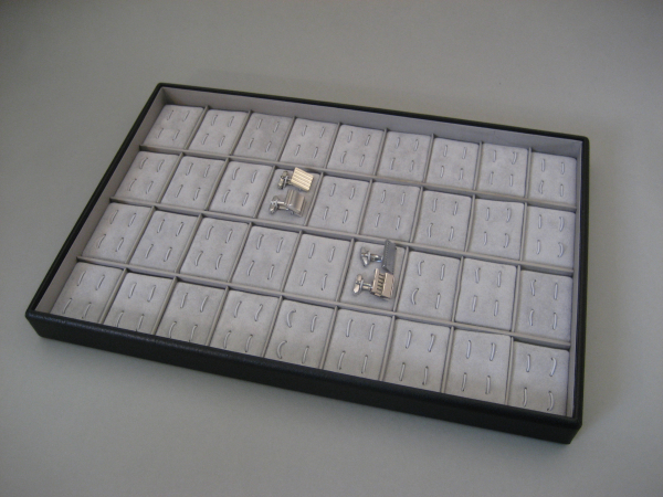 Tray for cuff links, 36 pads